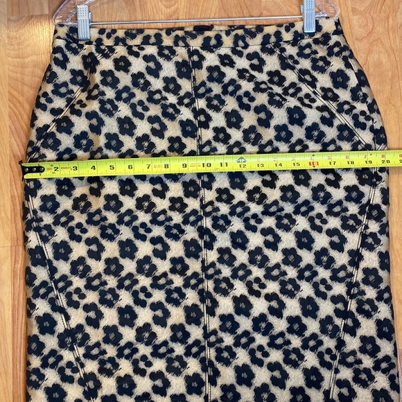 Ann Taylor flower leopard print skirt - Picture 11 of 11